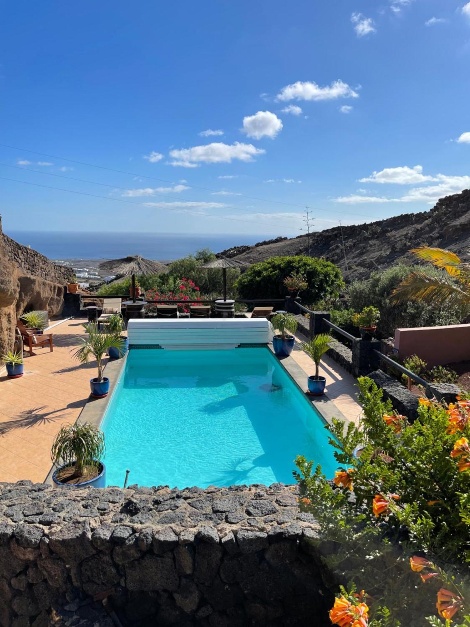 Castillo Lanzarote Villa Sophie - Luxury Villa -Sleep In A Volcanic Cave With Heated Pool تياس المظهر الخارجي الصورة