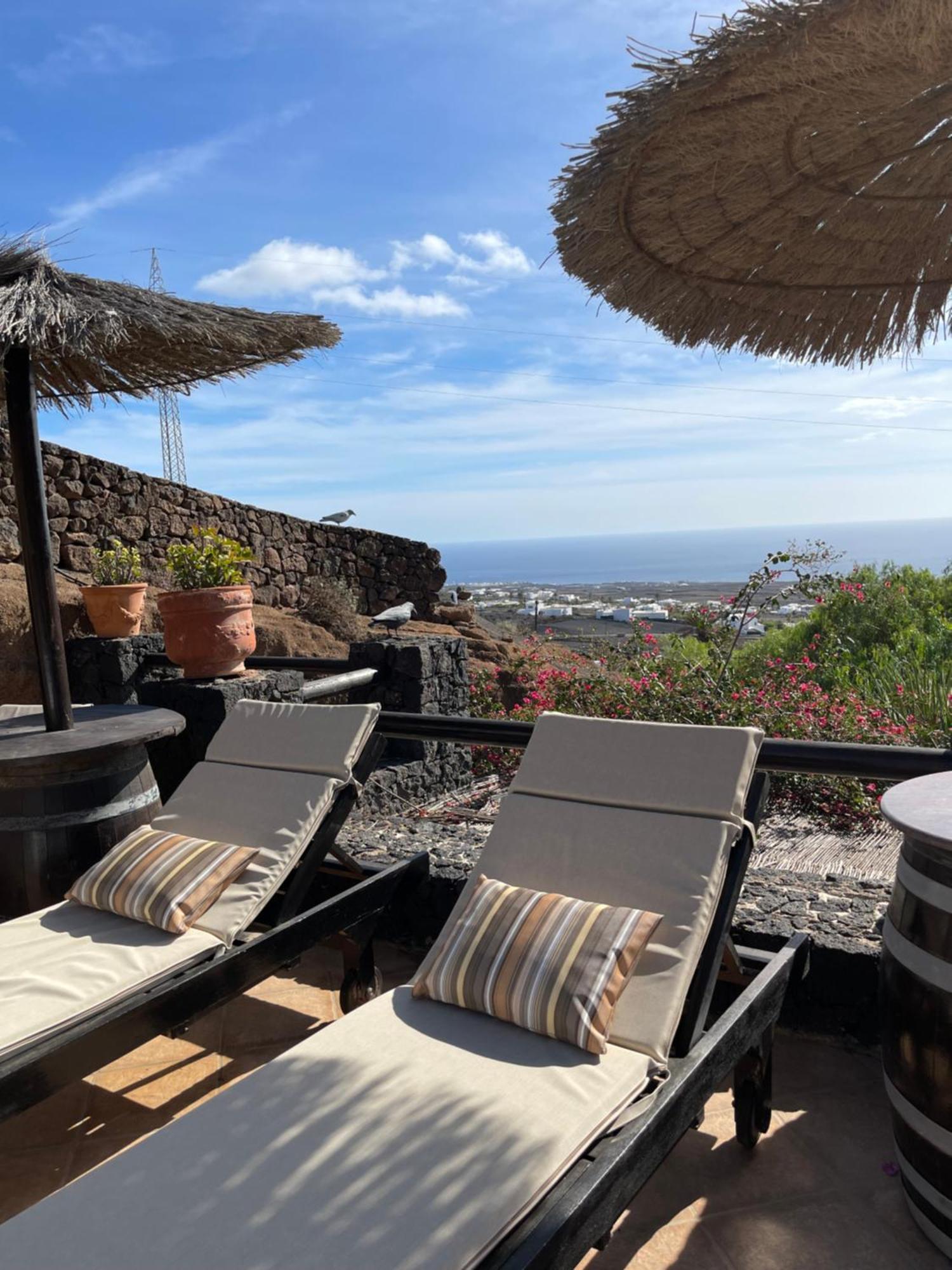 Castillo Lanzarote Villa Sophie - Luxury Villa -Sleep In A Volcanic Cave With Heated Pool تياس المظهر الخارجي الصورة