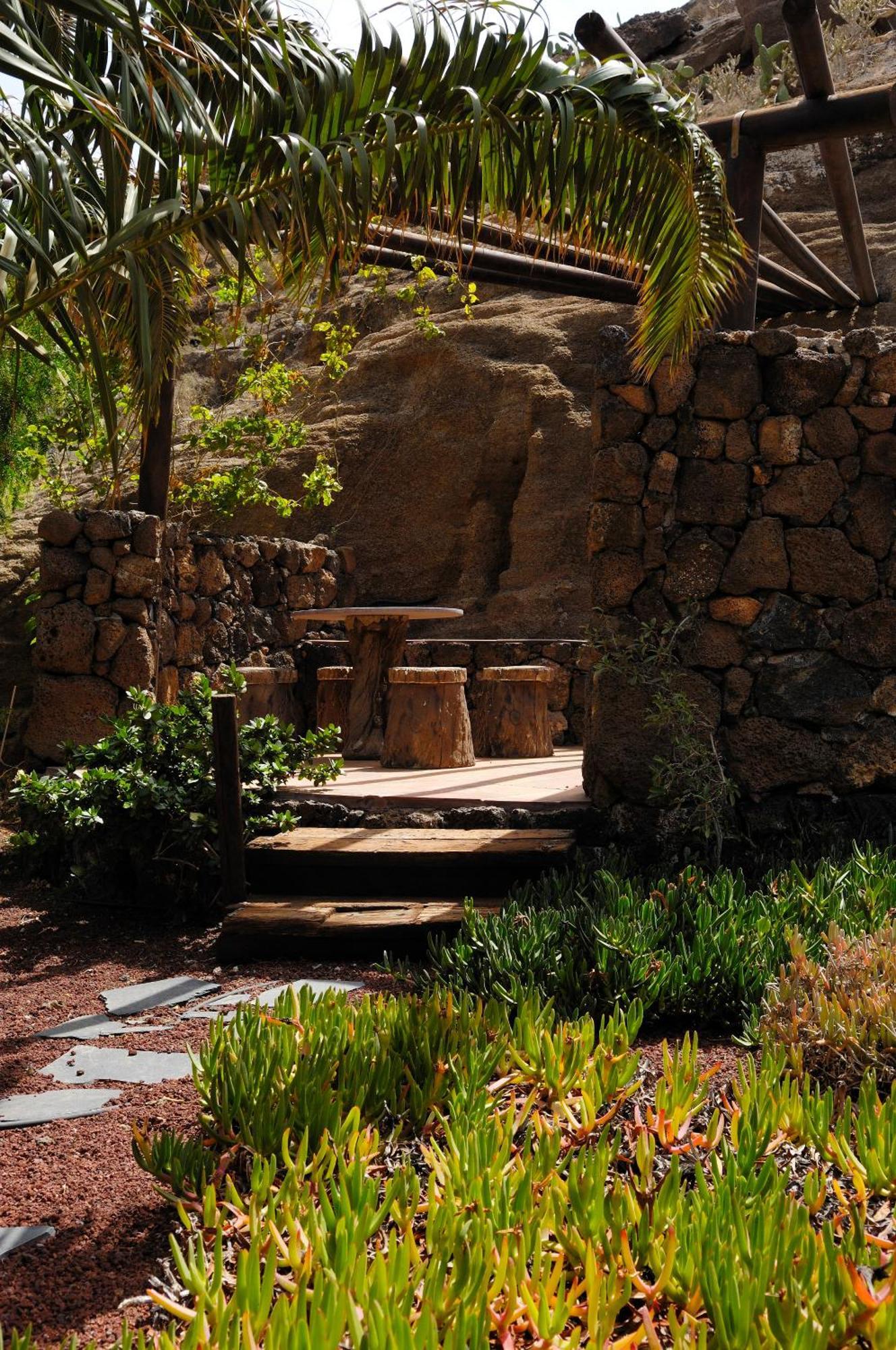 Castillo Lanzarote Villa Sophie - Luxury Villa -Sleep In A Volcanic Cave With Heated Pool تياس المظهر الخارجي الصورة