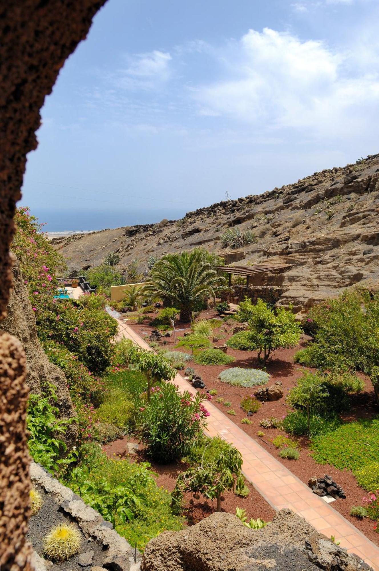 Castillo Lanzarote Villa Sophie - Luxury Villa -Sleep In A Volcanic Cave With Heated Pool تياس المظهر الخارجي الصورة