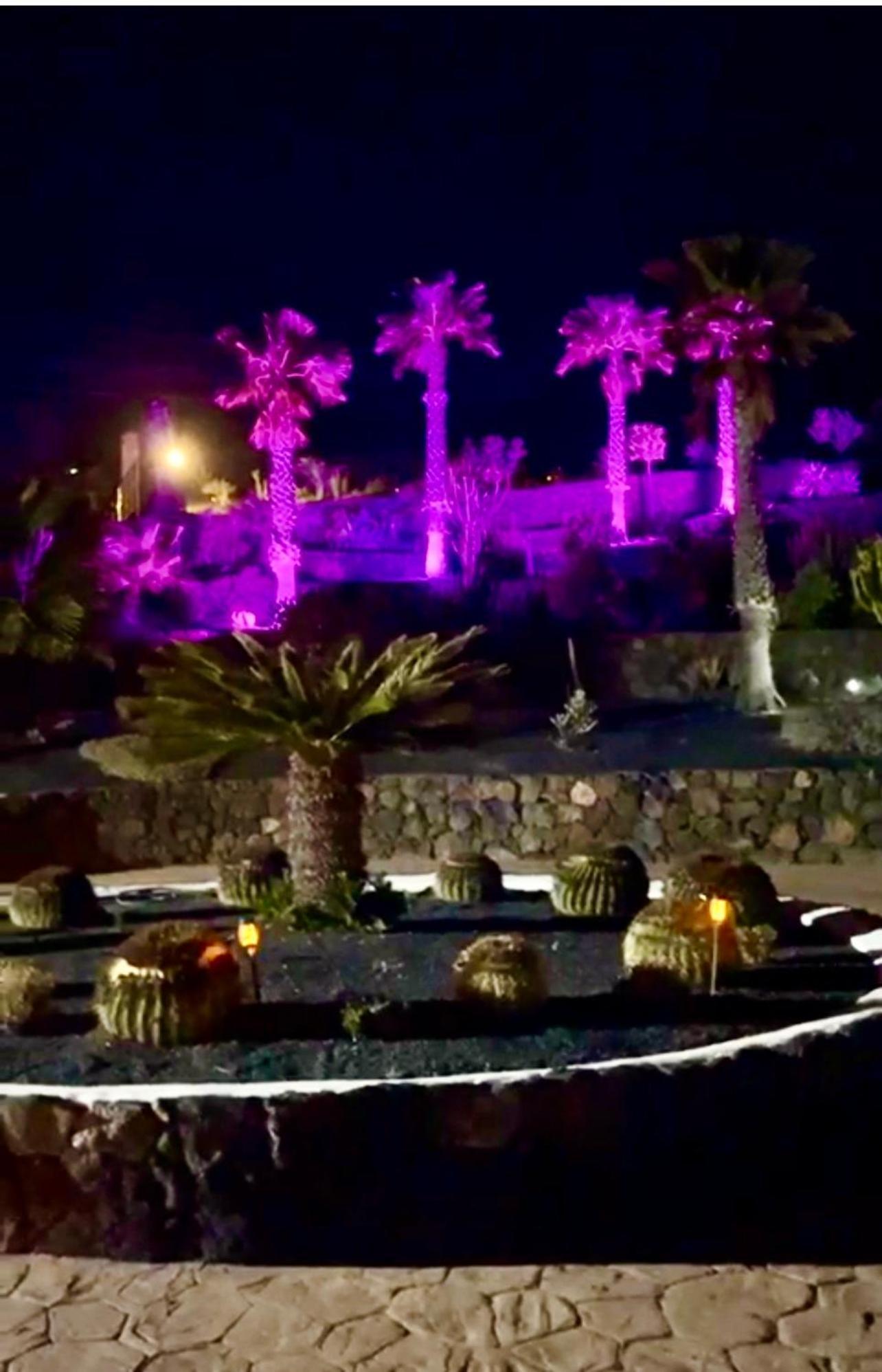 Castillo Lanzarote Villa Sophie - Luxury Villa -Sleep In A Volcanic Cave With Heated Pool تياس المظهر الخارجي الصورة