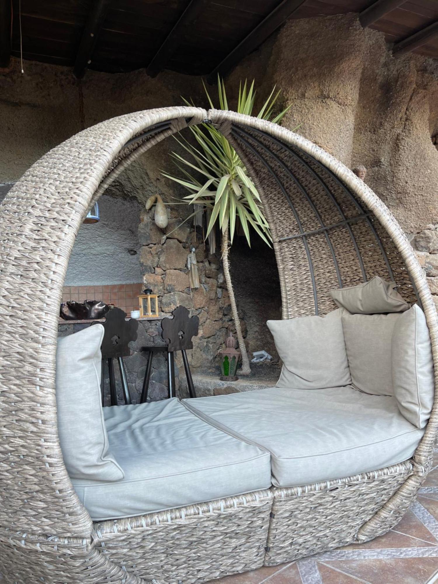 Castillo Lanzarote Villa Sophie - Luxury Villa -Sleep In A Volcanic Cave With Heated Pool تياس المظهر الخارجي الصورة